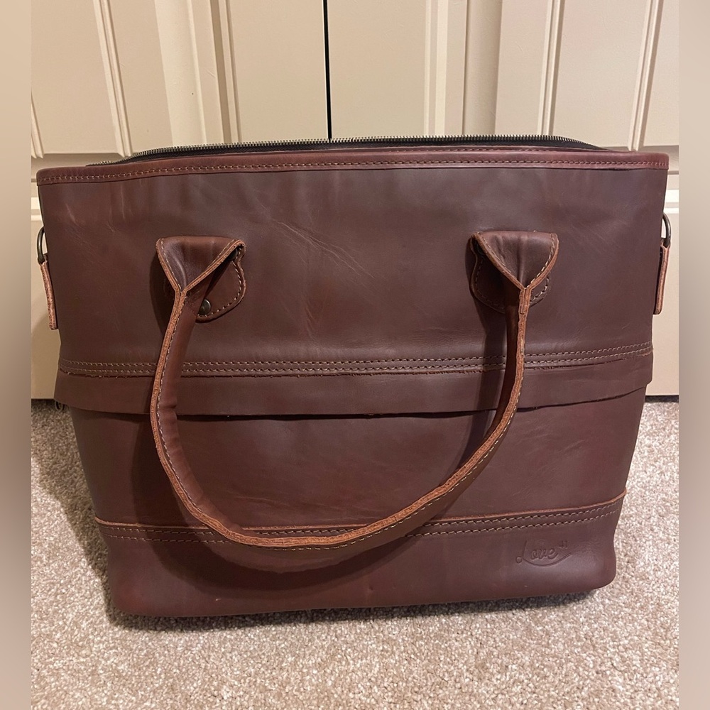 Love 41 Expandable Zipper Leather Tote Bag - Picture 5 of 6